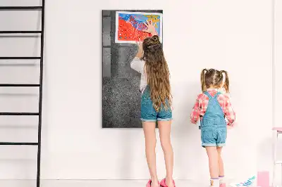 Tabla piši briši betonska izvedba