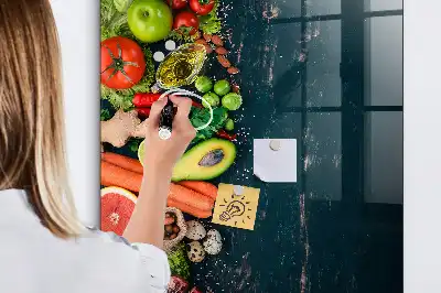 Tabla piši-briši v obliki veganske mize