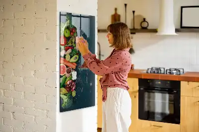 Tabla piši-briši v obliki veganske mize