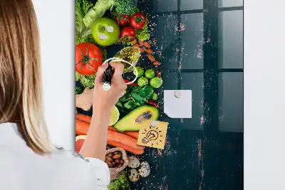 Tabla piši-briši v obliki veganske mize