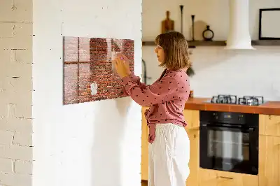 Magnetna tabla piši briši z motivom stare opečnate stene