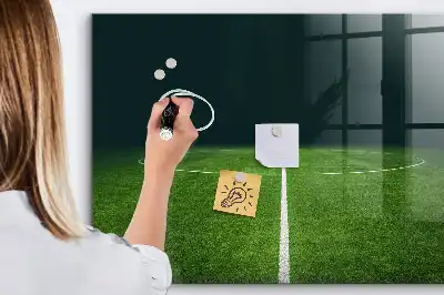Magnetna tabla piši-briši v obliki nogometnega igrišča