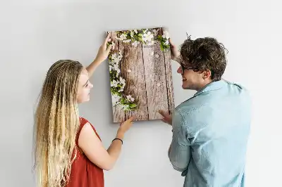 Piši briši tabla z motivom cvetja na lesenih deskah