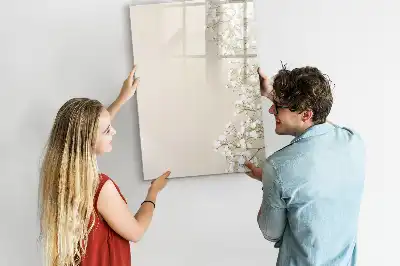 Piši briši tabla z motivom subtilnega cvetja