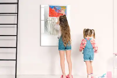 Tabla piši-briši z napisom Pozdravljeno poletje