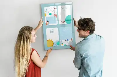 Galaktični načrtovalec s tablo piši briši
