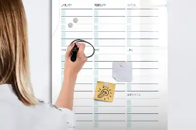 Piši briši tabla za pomembne datume