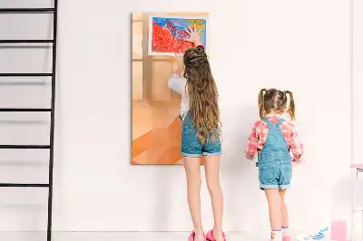 Tabla piši briši z abstrakcijo trikotnikov