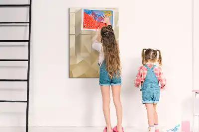 Piši briši tabla z motivom abstrakcije trikotnikov