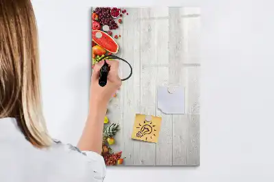 Tabla za pisanje z motivom zelenjave na lesu