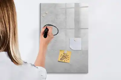 Piši-briši tabla v videzu svetlega betona