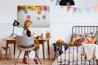 Magnetna tabla za risanje z motivom sadja na mizi