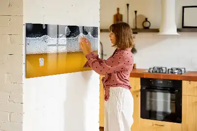 Točilnica za pivo z magnetno tablo piši-briši