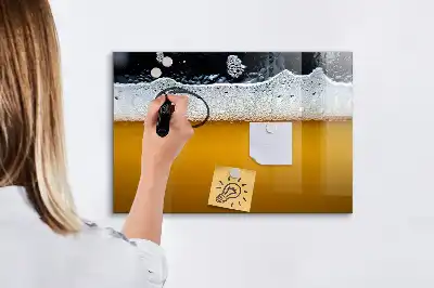 Točilnica za pivo z magnetno tablo piši-briši