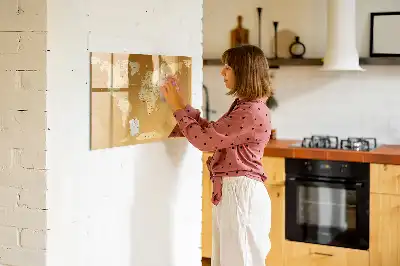 Magnetna tabla za risanje z motivom zemljevida sveta