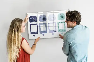 Magnetna tabla za risanje z motivom polaroidnih okvirjev