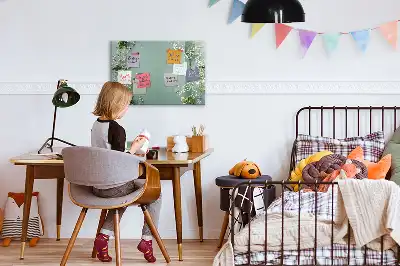 Magnetna tabla za risanje z motivom subtilnega cvetja