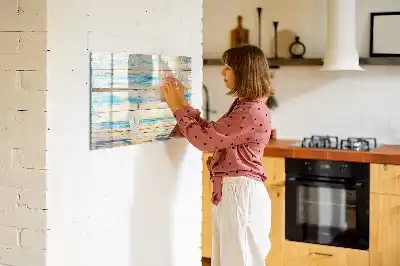Magnetna tabla za risanje z motivom praskanega lesa