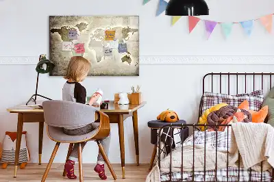 Magnetna tabla za risanje z motivom zemljevida sveta