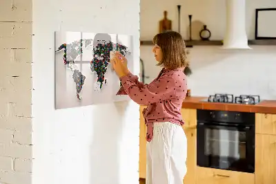 Magnetna tabla za risanje z motivom abstraktnega zemljevida sveta