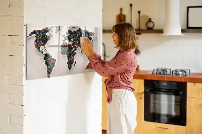 Magnetna tabla za risanje z motivom abstraktnega zemljevida sveta