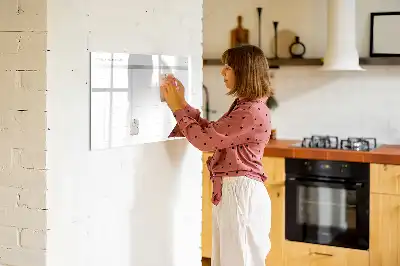 Magnetna tabla piši-briši minimalistični jedilnik