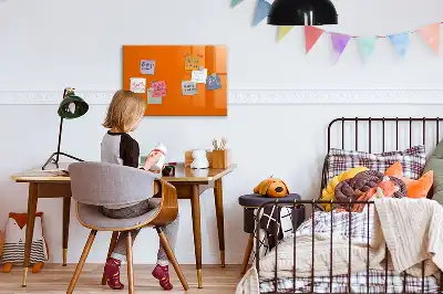 Magnetna tabla za risanje oranžna