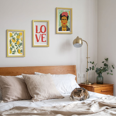 Set 3 slik v okvirju Limone z napisom LOVE, naslikan portret Fride Kahlo