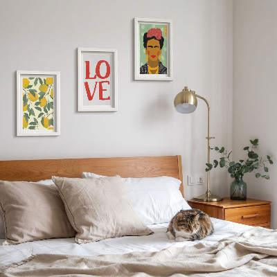 Set 3 slik v okvirju Limone z napisom LOVE, naslikan portret Fride Kahlo