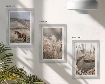 Stenska galerija slik konji v pokrajini s travo in zimskim potokom