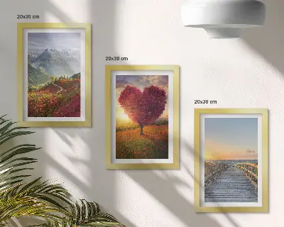 Stenska galerija slik gorske pokrajine s srčastim drevesnim pomolom