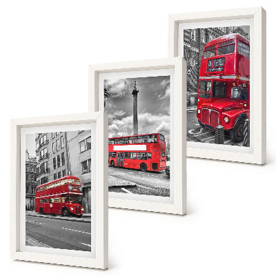 Komplet slik v okvirju Rdeči avtobusi v londonski urbani krajini