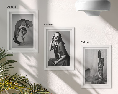 Set 3 slik v okvirju Elegantni črno-beli portreti žensk v elegantnih pozah