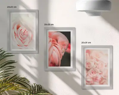 Stenska galerija slik v nežnih pastelnih odtenkih rožnate in flaminga