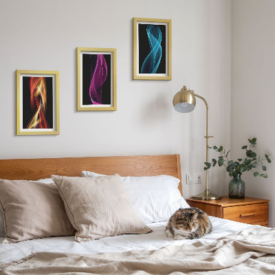 Set 3 slik v okvirju Valovi pisanih neonskih linij na temnem ozadju