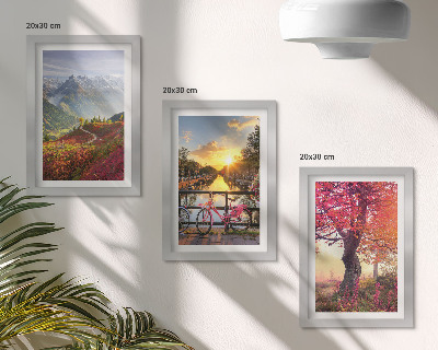 Stenska galerija slik Gorske pokrajine s kolesom in jesenskim drevesom
