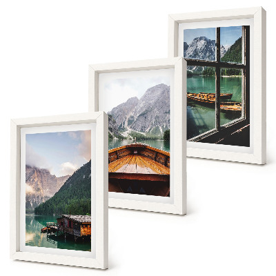 Set 3 slik v okvirju Gorsko jezero s čolnom in lesenimi hišicami