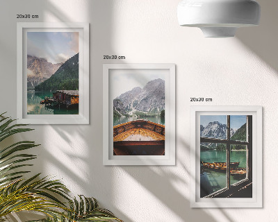 Set 3 slik v okvirju Gorsko jezero s čolnom in lesenimi hišicami