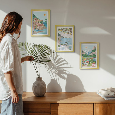 Set 3 slik v okvirju Pogled na morje s hišami v pastelnih barvah