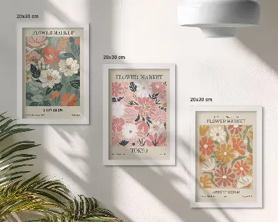 Stenska galerija slik cvetlični motivi ter plakati mest London, Tokio in Amsterdam
