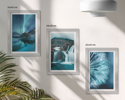 Stenska galerija slik Zimske pokrajine s slapovi in ​​auroro borealis