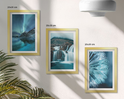 Stenska galerija slik Zimske pokrajine s slapovi in ​​auroro borealis