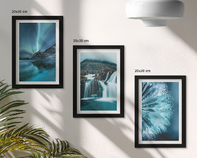 Stenska galerija slik Zimske pokrajine s slapovi in ​​auroro borealis