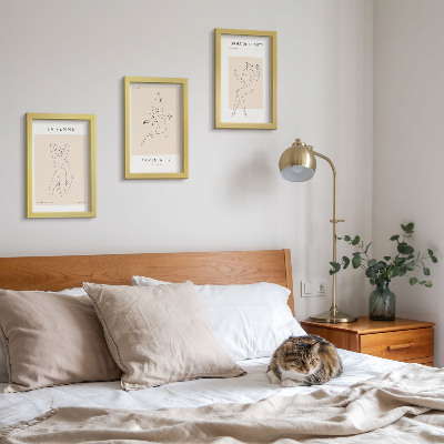 Set 3 slik v okvirju Linearne silhuete žensk na minimalističnih plakatih