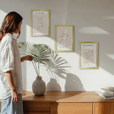 Set 3 slik v okvirju minimalistični plakati z linearnimi silhuetami žensk