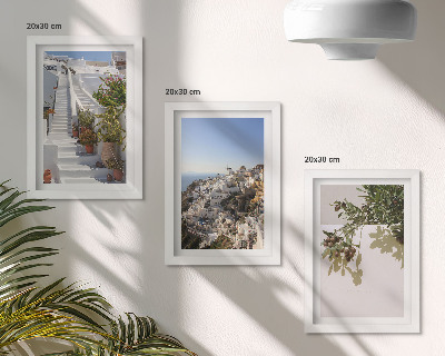 Stenska galerija slik Bele stopnice na Santoriniju s pogledom na mesto