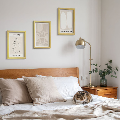Komplet slik v okvirju Elegantne linije in minimalistične oblike v nevtralnih tonih