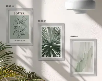 Stenska galerija slik z rastlinskimi vzorci v odtenkih zelene in bež barve