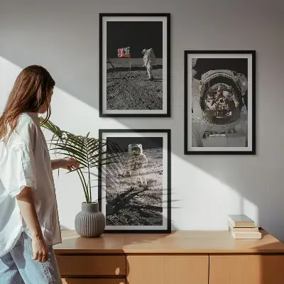 Pristanek astronavta Nase na Luni komplet 3 slik v okvirju