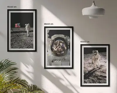 Pristanek astronavta Nase na Luni komplet 3 slik v okvirju